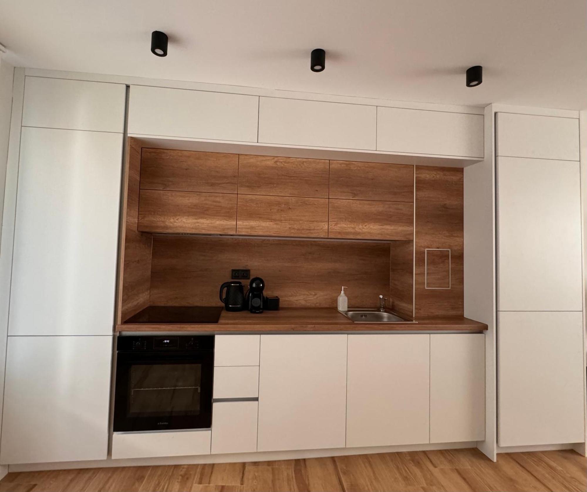 Goldy Central Beach Apartment With Private Garden Burgaz Dış mekan fotoğraf