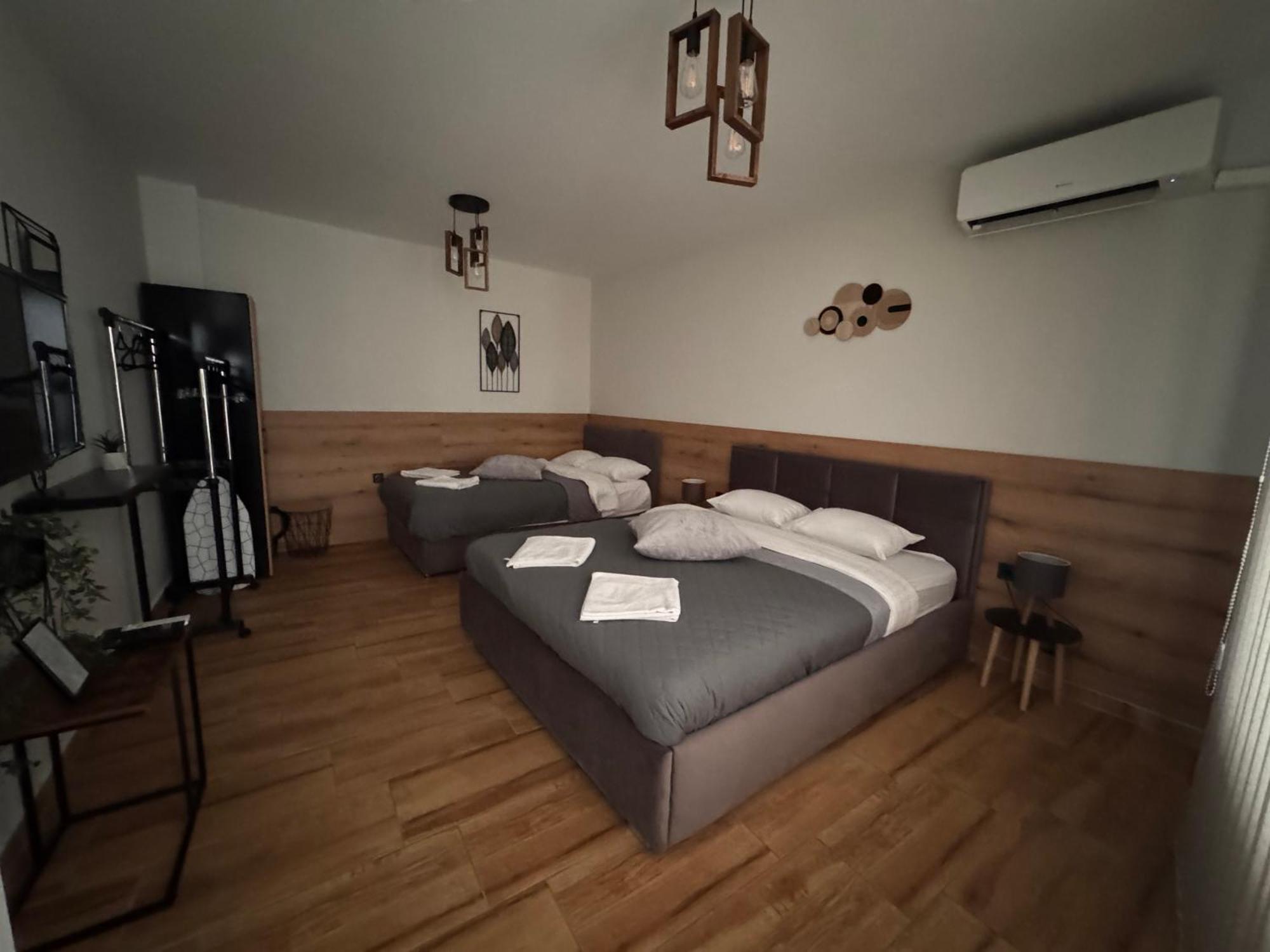 Goldy Central Beach Apartment With Private Garden Burgaz Dış mekan fotoğraf